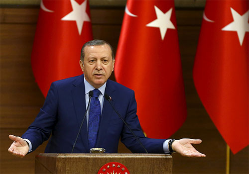 Erdogan carga contra Occidente, al que acusa de apoyar al terrorismo
